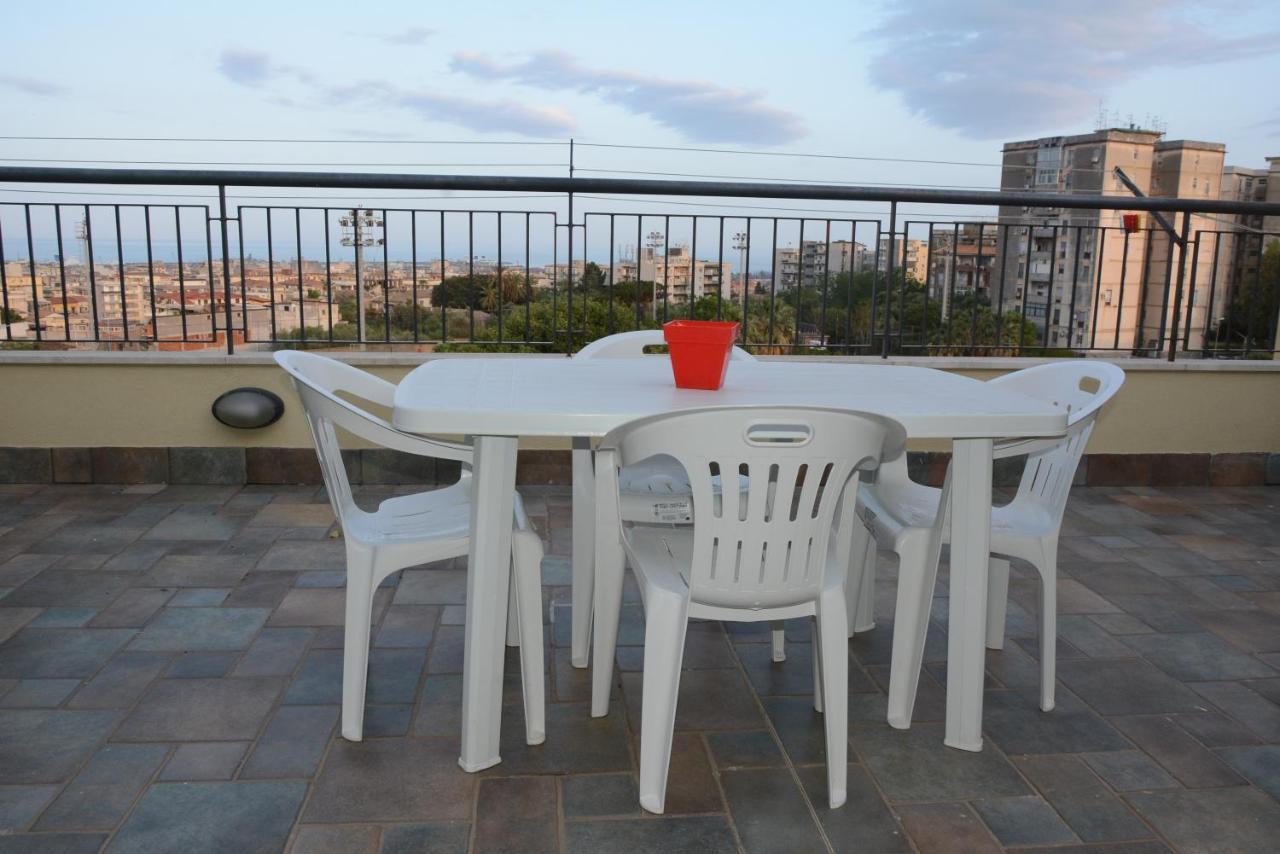 Xxxi Maggio Apartment Катания Екстериор снимка